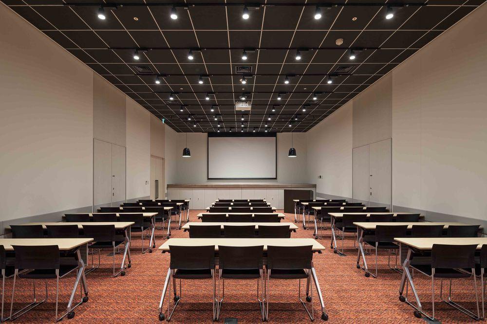 Courtyard By Marriott Tokyo Station Hotel Exterior photo